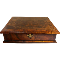 WB-1396z: 18th Century William & Mary Walnut Dressing Box